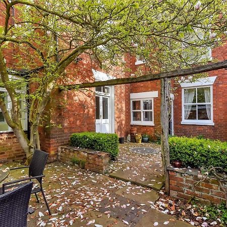 The Hollies Bed & Breakfast South Kilworth Bagian luar foto