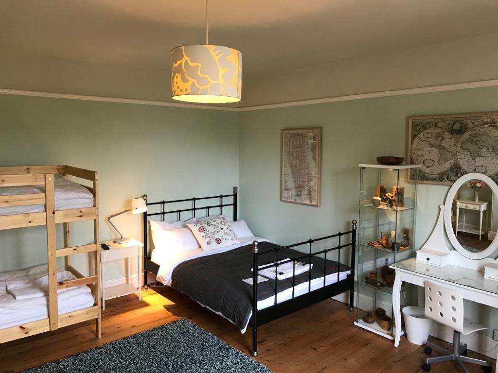 The Hollies Bed & Breakfast South Kilworth Bagian luar foto