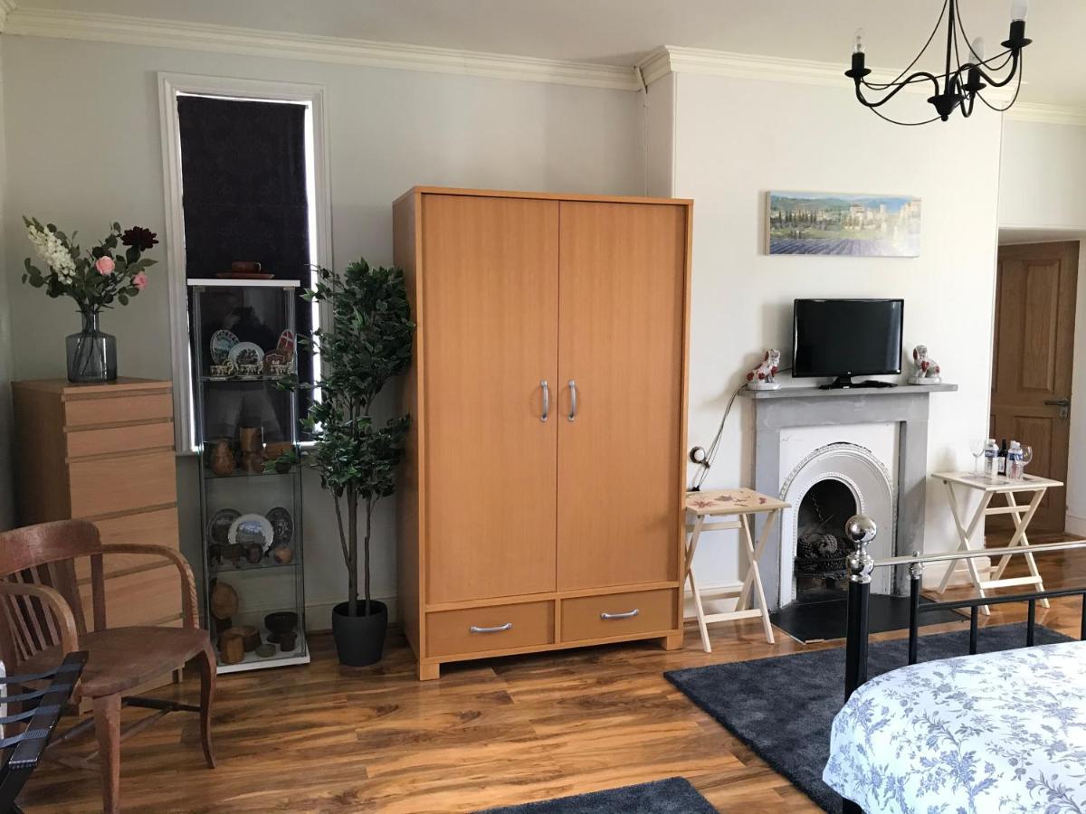 The Hollies Bed & Breakfast South Kilworth Bagian luar foto