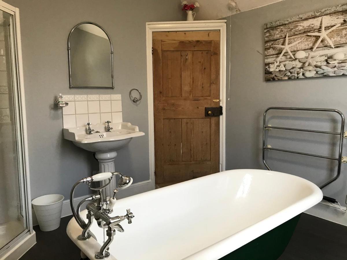 The Hollies Bed & Breakfast South Kilworth Bagian luar foto