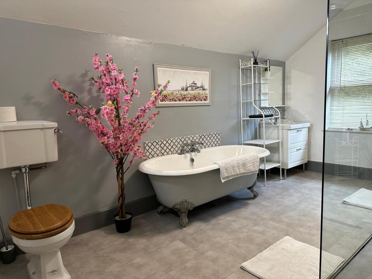 The Hollies Bed & Breakfast South Kilworth Bagian luar foto